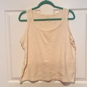 Reflection cream tank size XL. 🌺